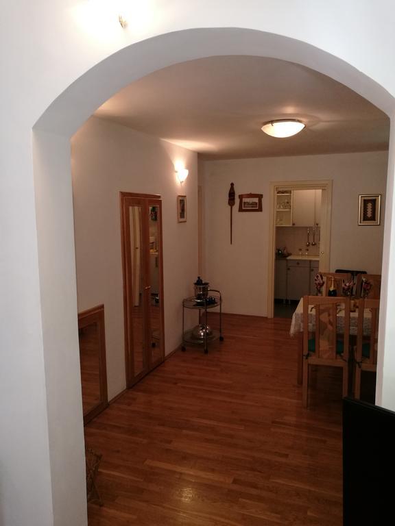 Apartments Kuca Mala Split Buitenkant foto
